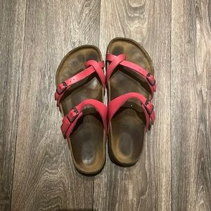 Birkenstocks womens size 9
